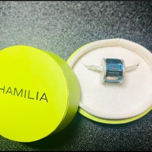 Baguette in Blue Swarovski from Chamilia